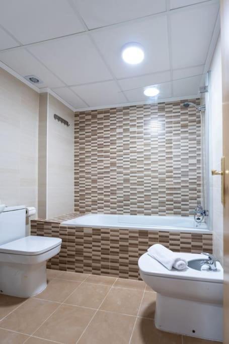 Amplio Apartamento 2 Dormitorios Cerca De La Playa Alicante Buitenkant foto