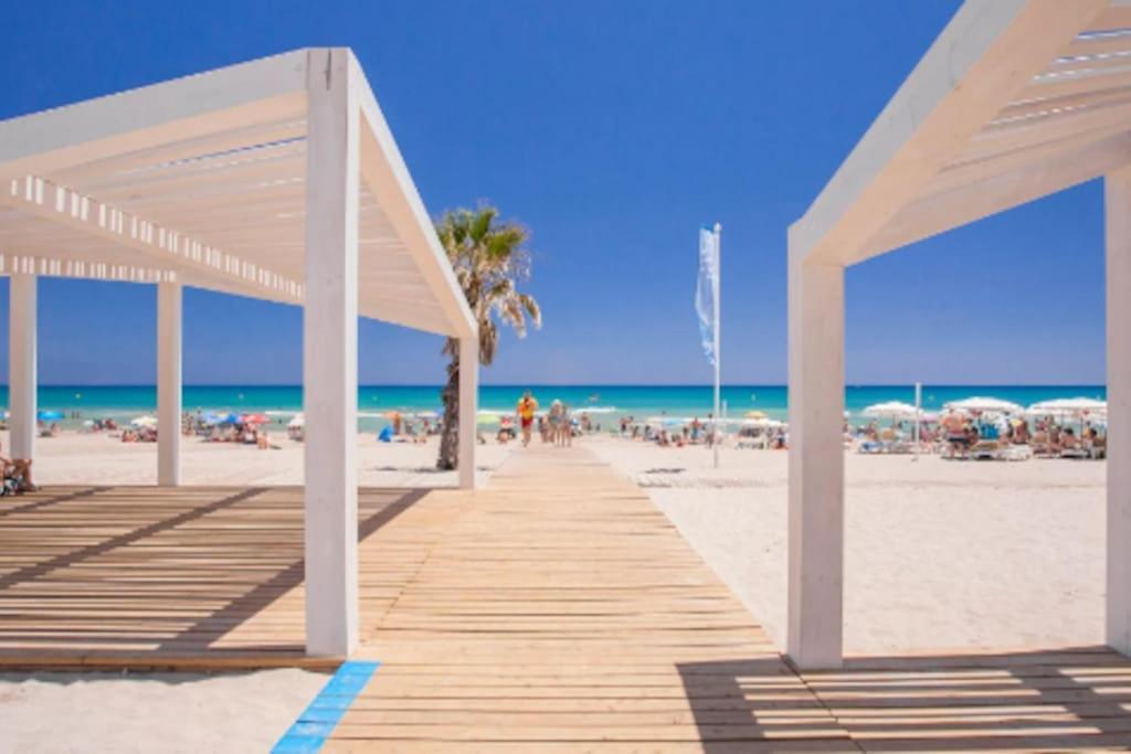 Amplio Apartamento 2 Dormitorios Cerca De La Playa Alicante Buitenkant foto