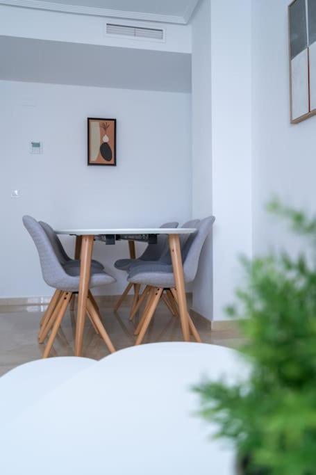 Amplio Apartamento 2 Dormitorios Cerca De La Playa Alicante Buitenkant foto